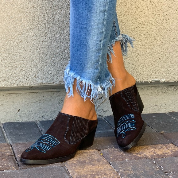 Texas Brown Western Closed Toe Embroider Mule Clog - Picture 6 of 7